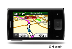 In der Theorie sieht die Navi-Oberfläche des M20 so aus. In der Praxis konnte man den auf der CeBIT vorgestellten Prototypen leider nicht ausprobieren